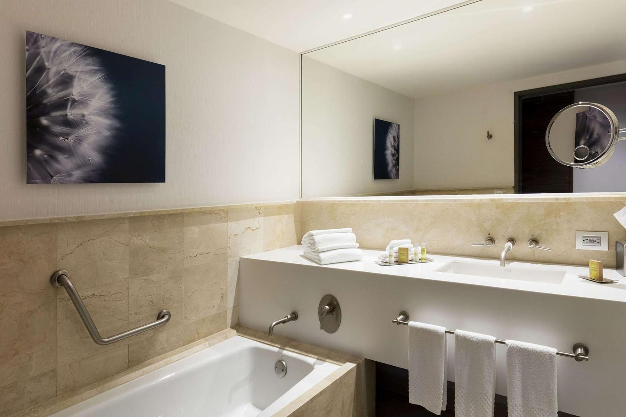 Doubletree By Hilton Santa Fe